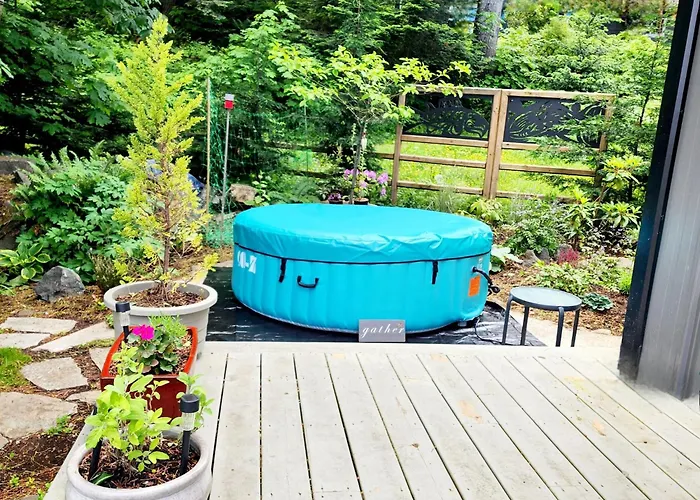Tiny House With Hot Tub, Close To Golf And Hiking!!
